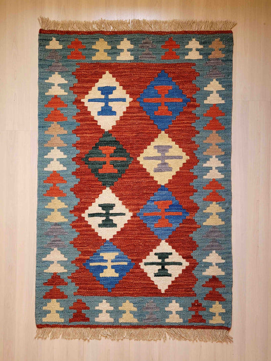 Kilim carpet, Qashqai