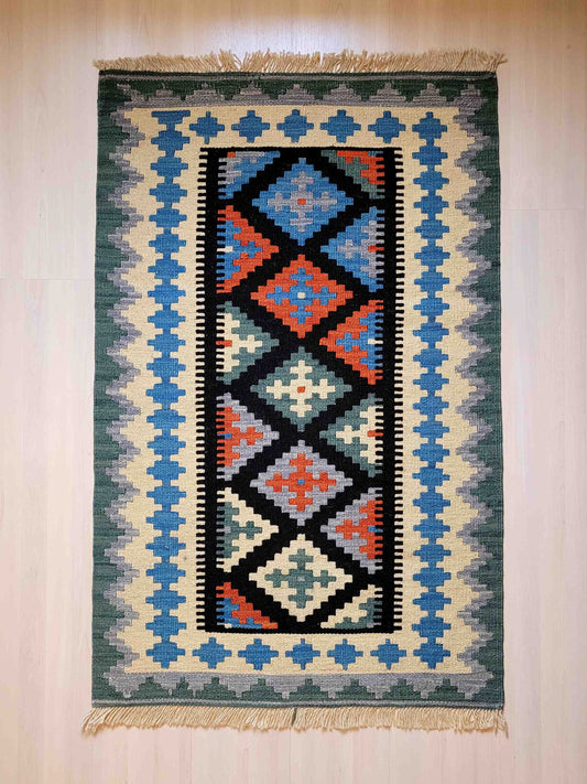 Kilim carpet, Qashqai