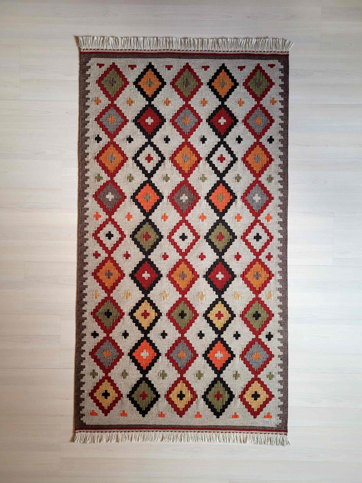 Kilim Teppich, eng gewebt