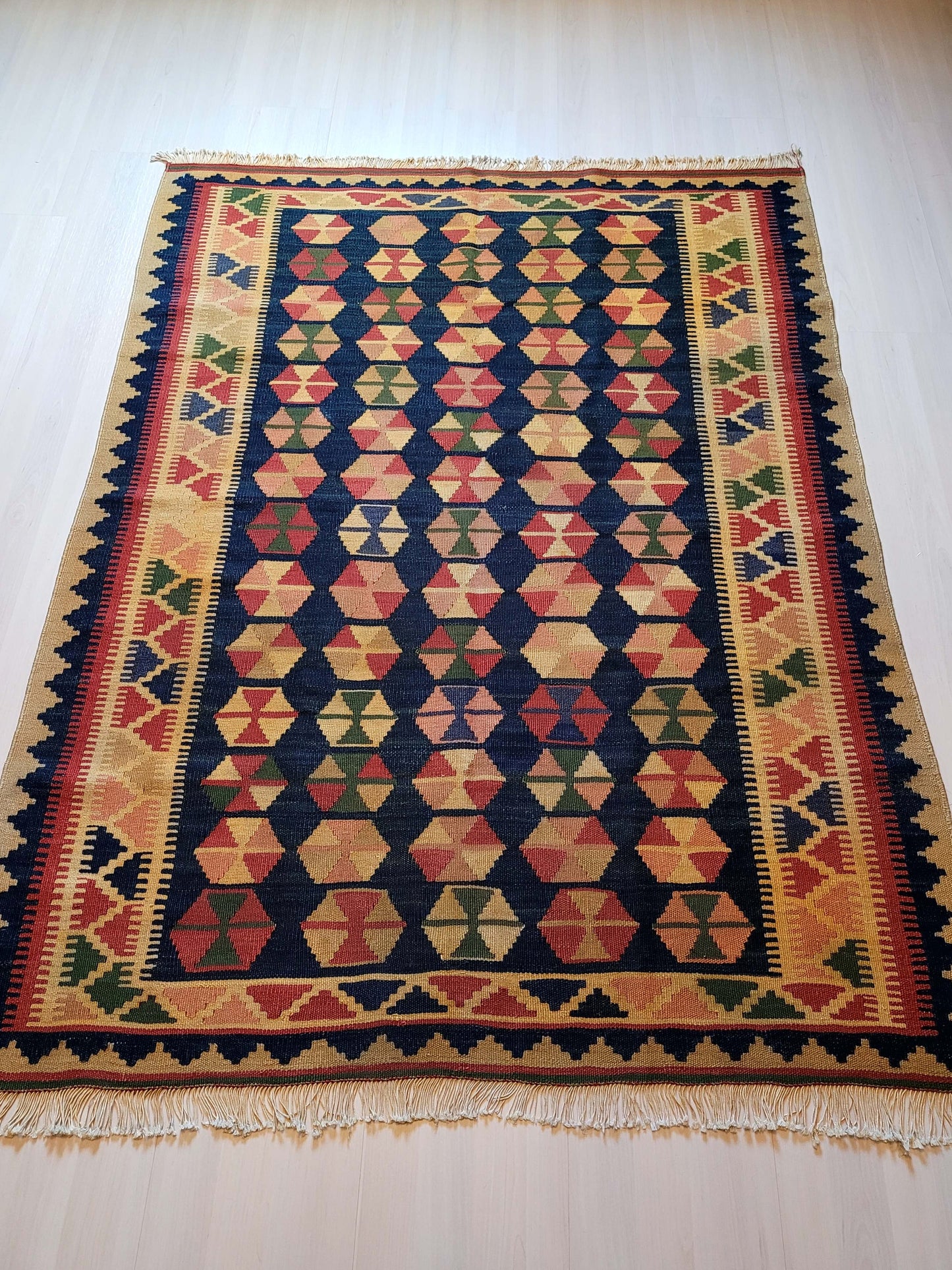 Kilim Qashqai