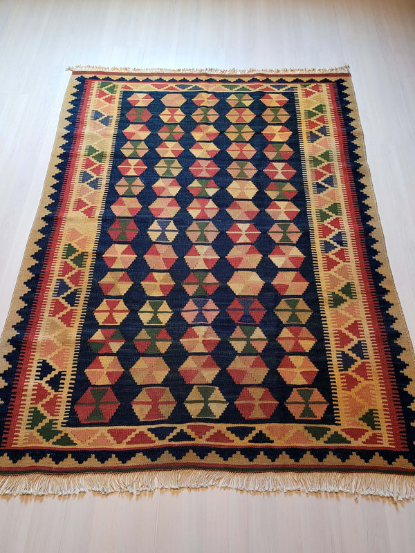 Kilim Qashqai – Kilim Rug Style