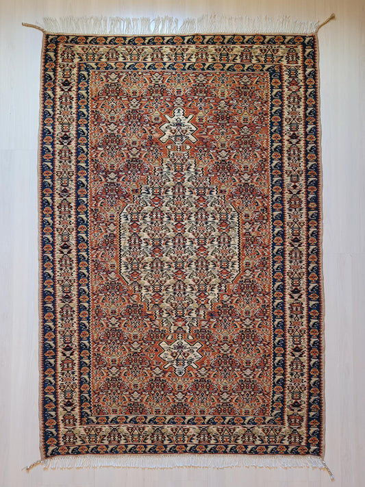 Kilim Senneh