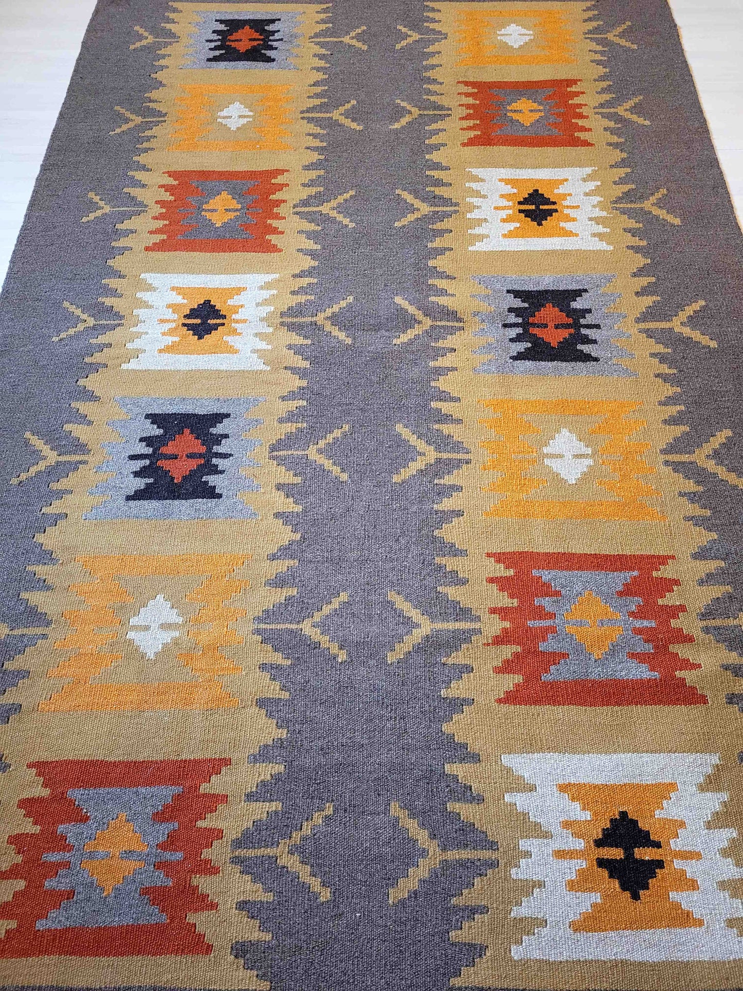 Kilim Qashqai, fein und eng gewebt